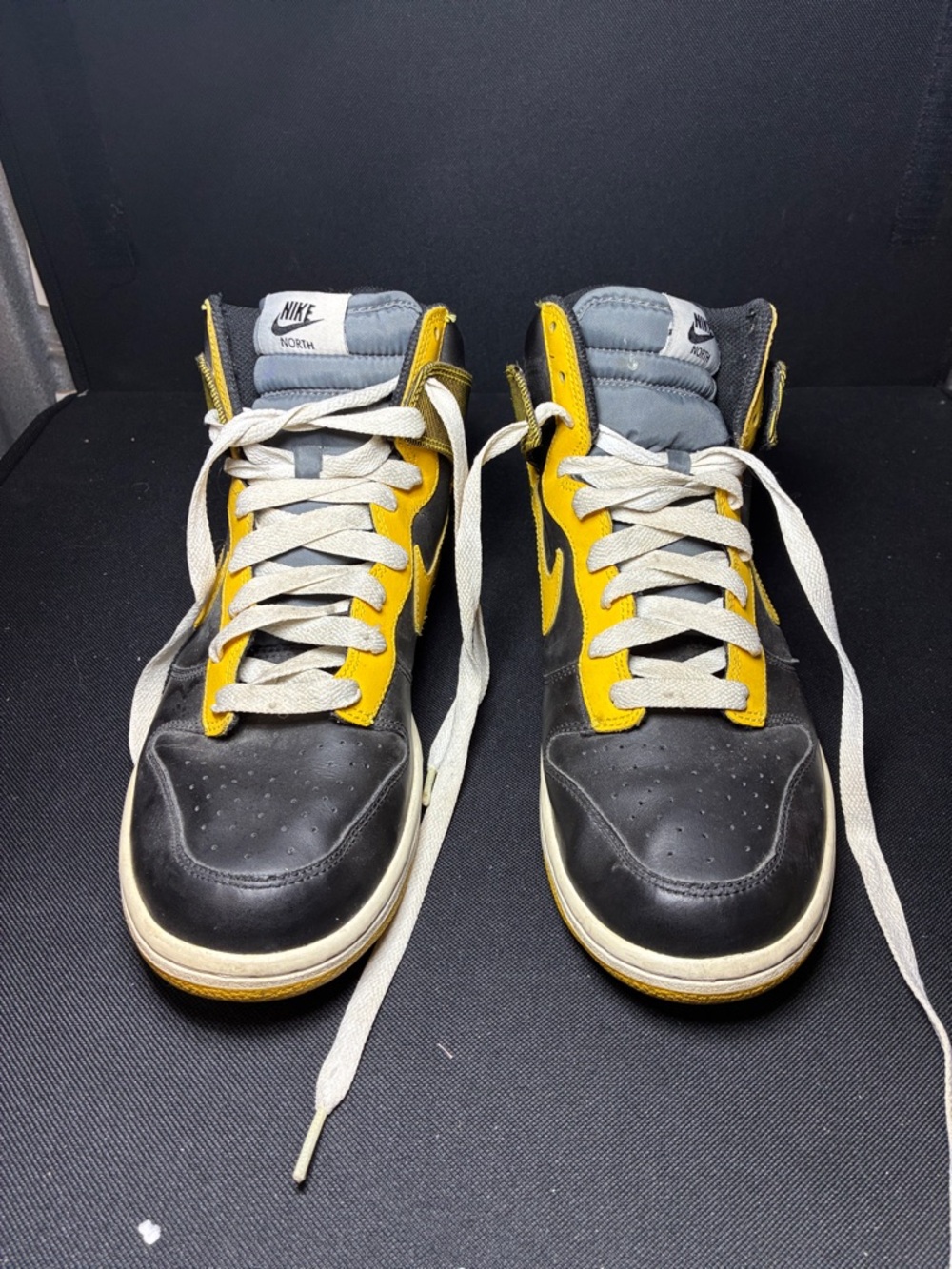 Nike Black and Yellow High-Top Sneakers USED SKU 317982-071